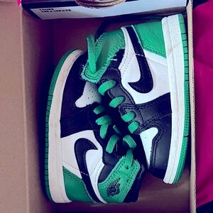 Green Air Jordan 1s size 5c